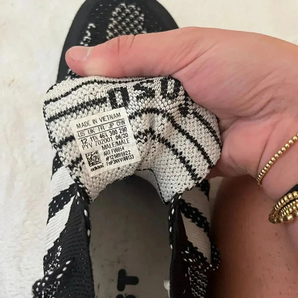 Adidas Ultra Boost DNA 2020 Mens Black White Lace Up 12 Sneaker Shoes Primeknit - Picture 7 of 7